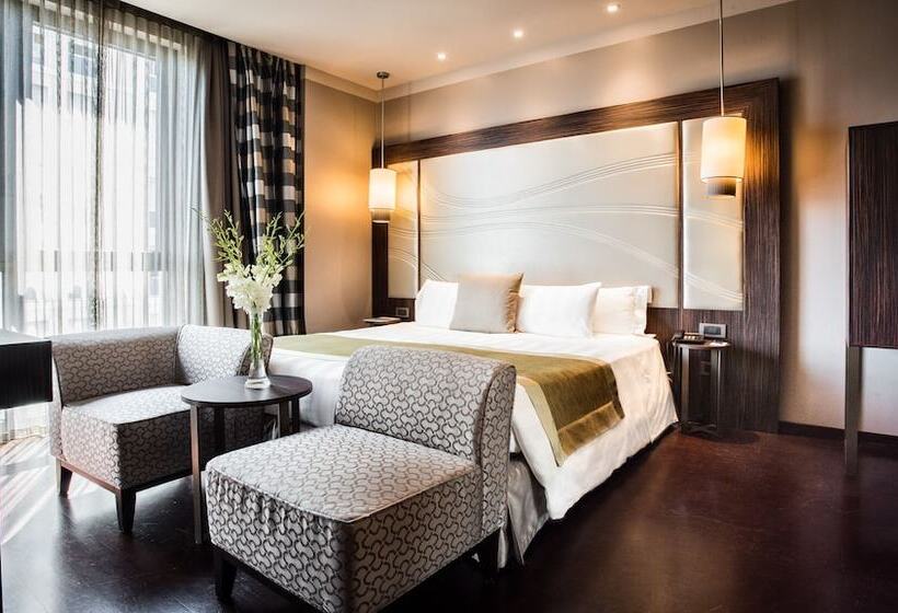 اتاق لوکس, Uptown Palace