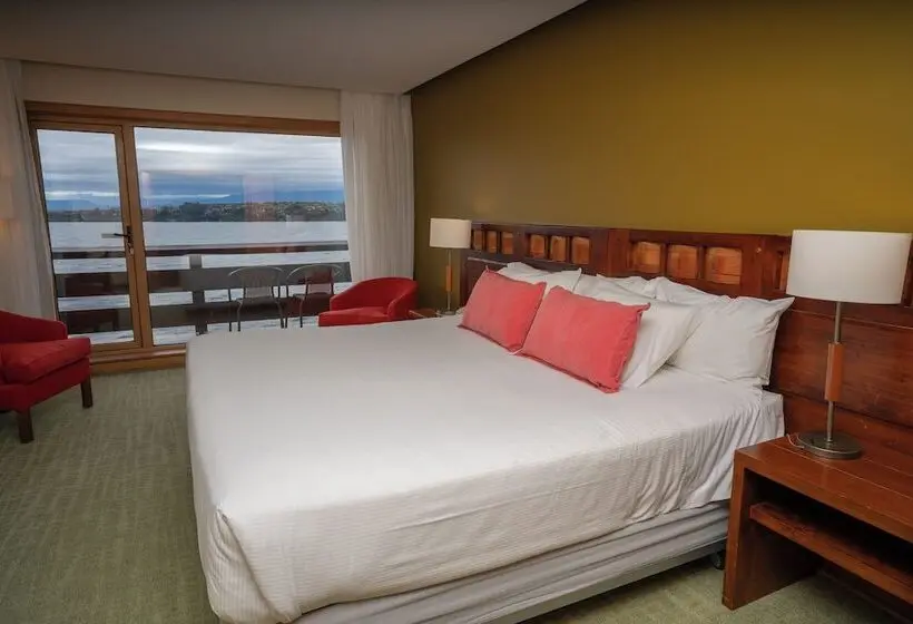اتاق لوکس, Wyndham Puerto Varas Pettra