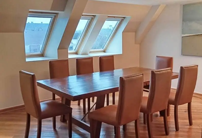 سوئیت پرزیدنت, Wyndham Puerto Varas Pettra