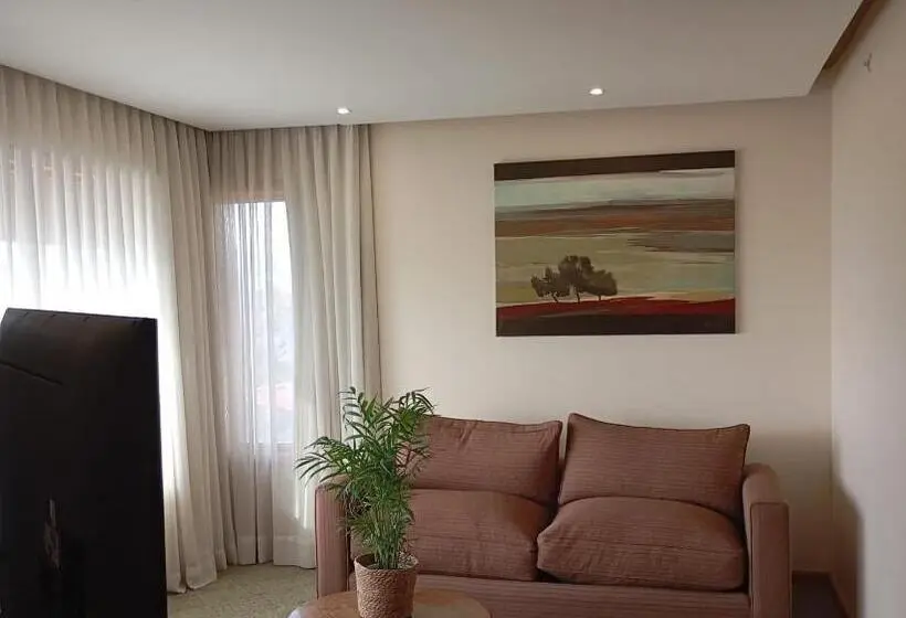 سوئیت با تخت بزرگ, Wyndham Puerto Varas Pettra