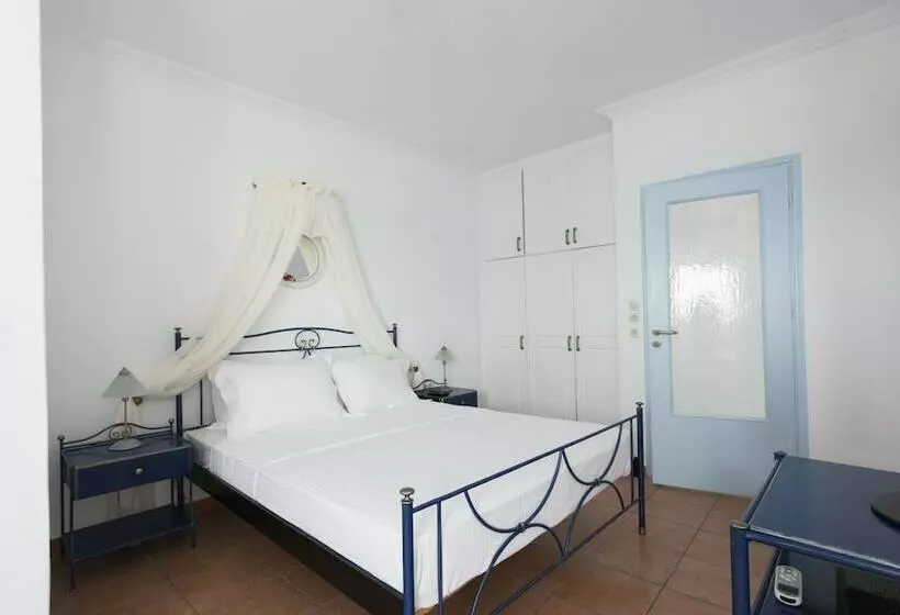 سوئیت با چشمانداز, Kastro Suites