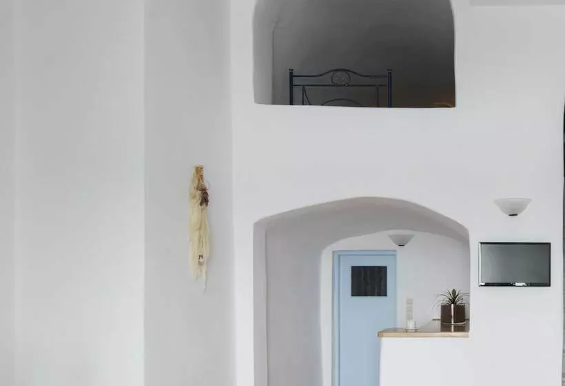 سوئیت با چشمانداز, Kastro Suites