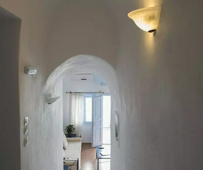 سوئیت با چشمانداز, Kastro Suites
