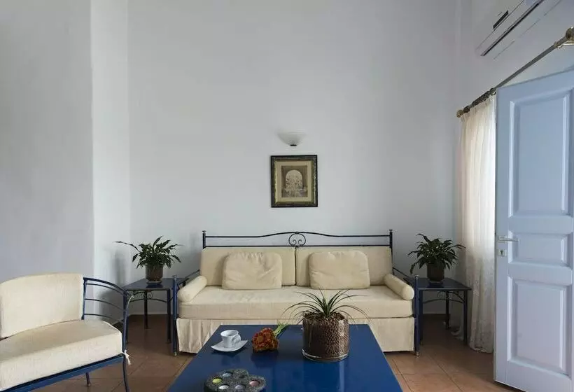 سوئیت با چشمانداز, Kastro Suites