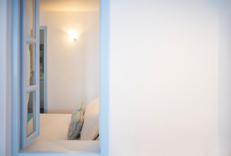 패밀리 룸, Kastro Suites