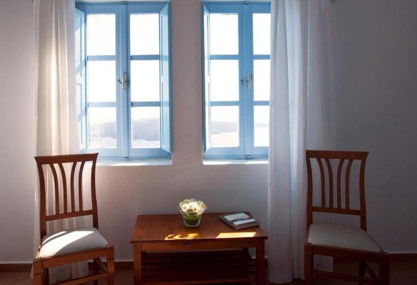 Superior suite with view, Kastro Suites