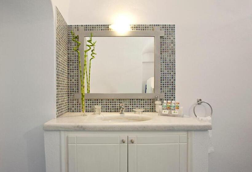 Семейный Номер, Kastro Suites