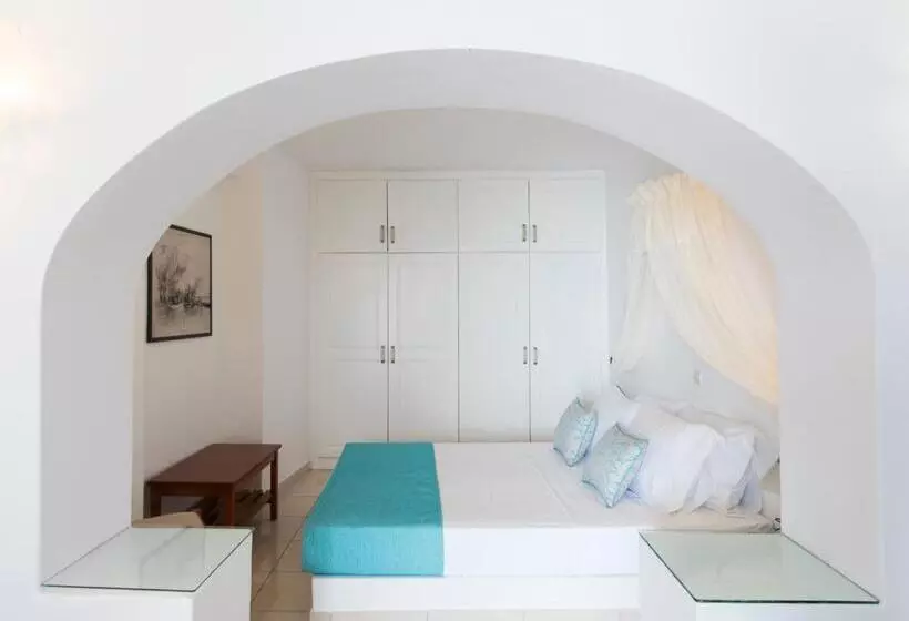 اتاق خانوادگی, Kastro Suites