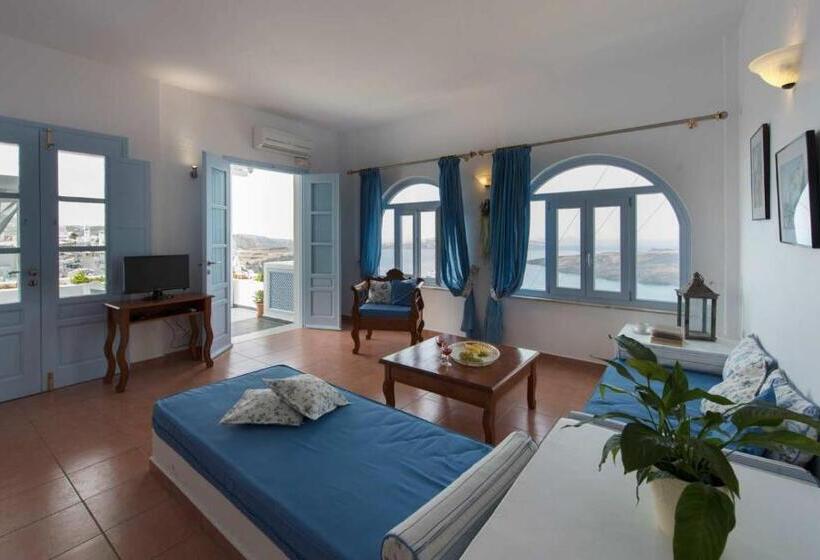 Superior suite with view, Kastro Suites