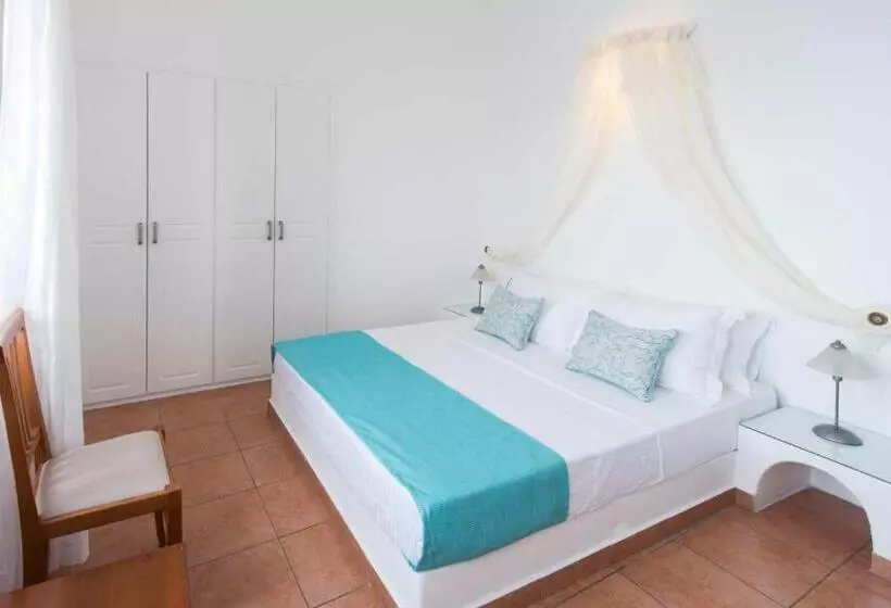 Superior suite with view, Kastro Suites