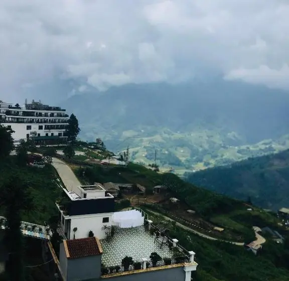 اتاق استاندارد با چشم‌انداز کوهستان, Black Hmong View