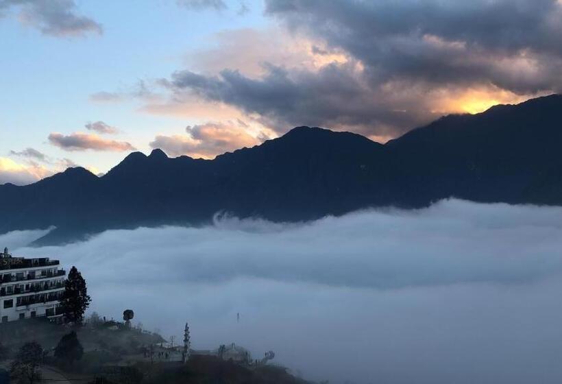 اتاق استاندارد با چشم‌انداز کوهستان, Black Hmong View