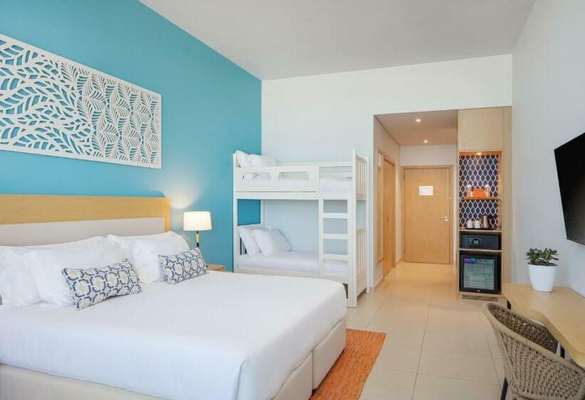 Семейный Номер с Койками, Centara Mirage Beach Resort Dubai