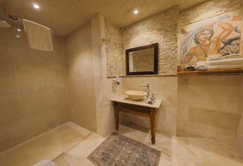 Люкс, Kelebek Special Cave Hotel & Spa