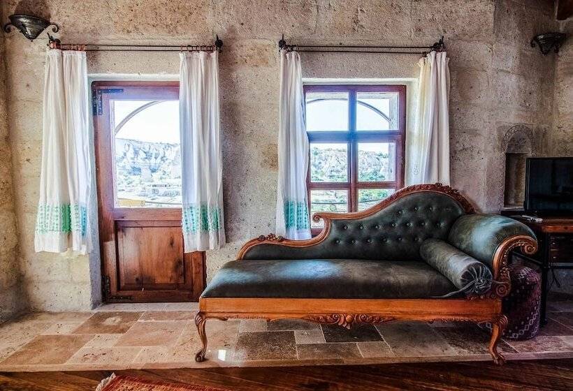 سوئیت با تخت بزرگ, Kelebek Special Cave Hotel & Spa