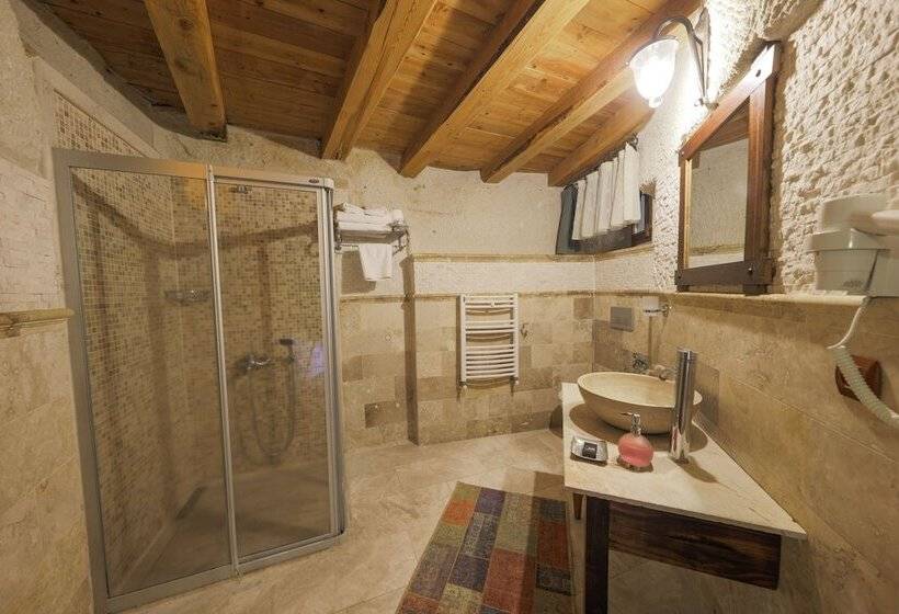 اتاق خانوادگی, Kelebek Special Cave Hotel & Spa