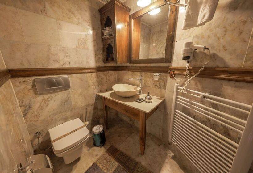 اتاق خانوادگی, Kelebek Special Cave Hotel & Spa