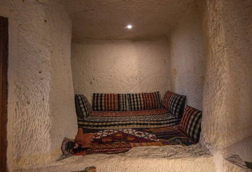 اتاق خانوادگی, Kelebek Special Cave Hotel & Spa