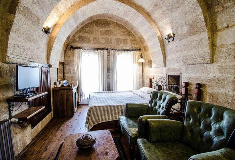 سوییت جونیور, Kelebek Special Cave Hotel & Spa