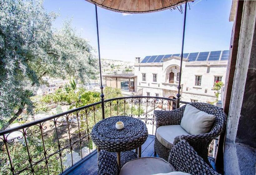 سوئیت با تخت بزرگ, Kelebek Special Cave Hotel & Spa