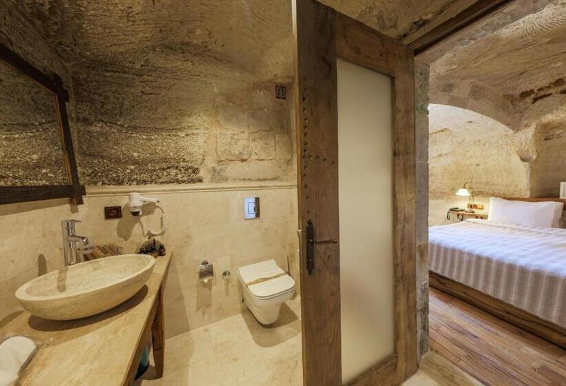 اتاق خانوادگی, Kelebek Special Cave Hotel & Spa