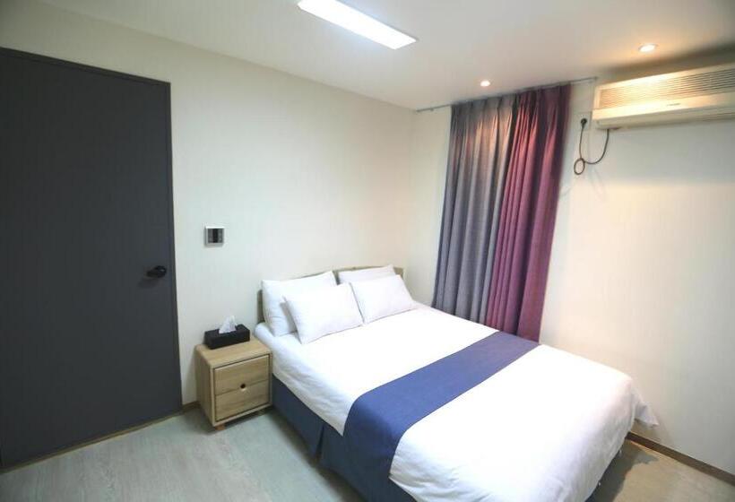 スタンダードルーム, Must Stay Hotel Myeongdong
