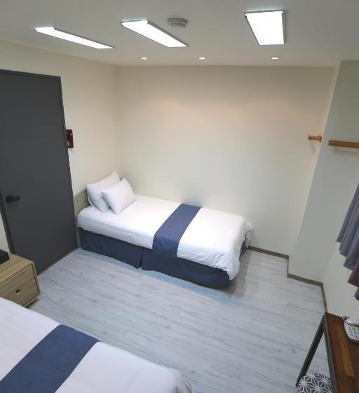 スタンダードトリプルルーム, Must Stay Hotel Myeongdong