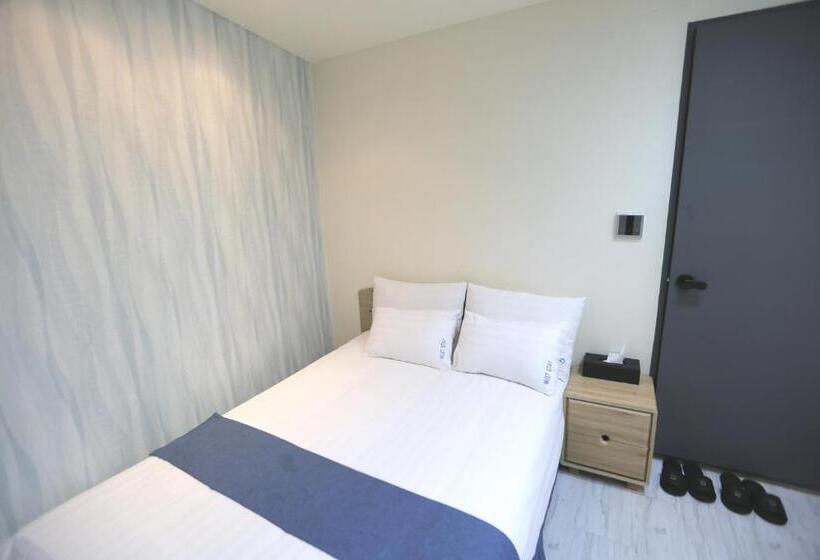 Quarto Triplo Estandar, Must Stay Hotel Myeongdong