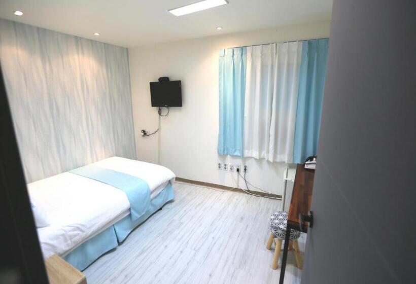 スタンダードルーム, Must Stay Hotel Myeongdong