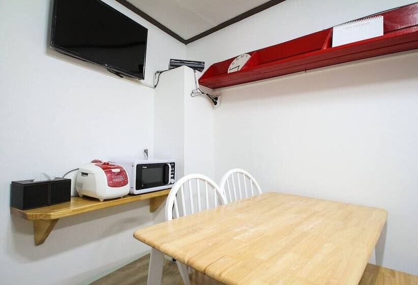 家庭间, Must Stay Hotel Myeongdong