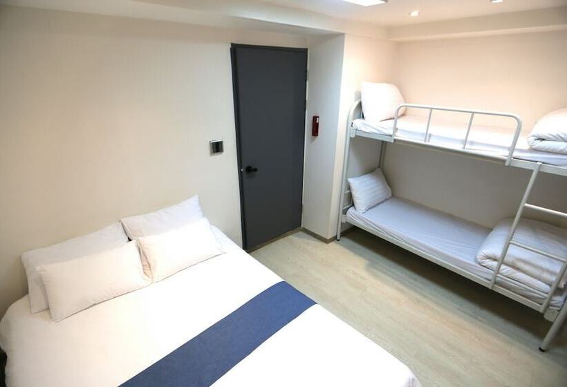 家庭间, Must Stay Hotel Myeongdong