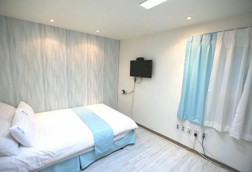 スタンダードルーム, Must Stay Hotel Myeongdong