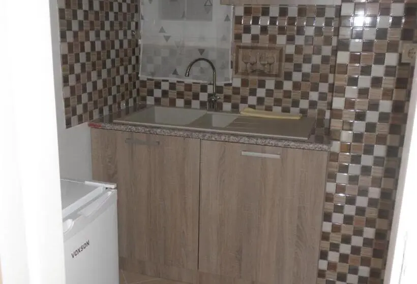 スタンダードトリプルルーム, Nikolakakis Rooms Lavrio