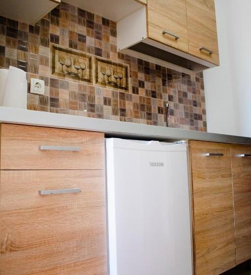 شقة غرفتين, Nikolakakis Rooms Lavrio