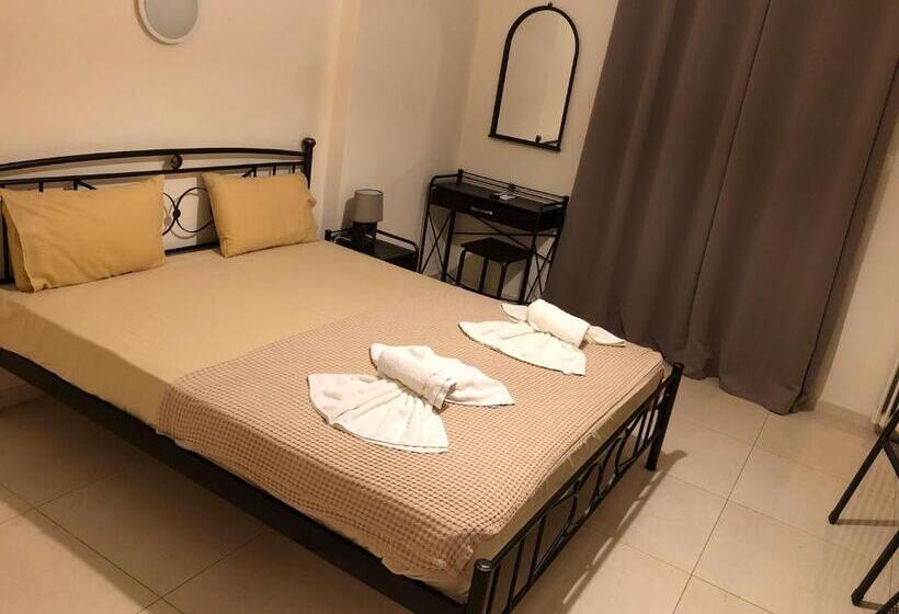 شقة غرفة واحدة, Nikolakakis Rooms Lavrio