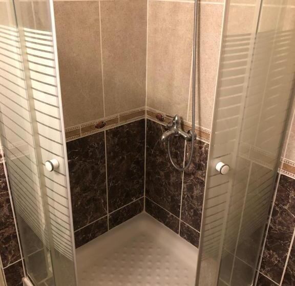 شقة غرفة واحدة, Nikolakakis Rooms Lavrio