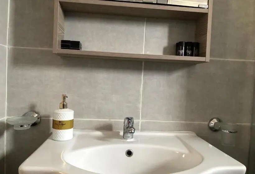 海の見える１ベッドルームアパートメント, Nikolakakis Rooms Lavrio