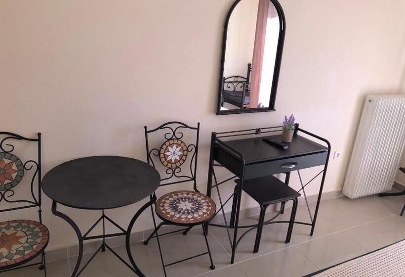 شقة غرفتين, Nikolakakis Rooms Lavrio