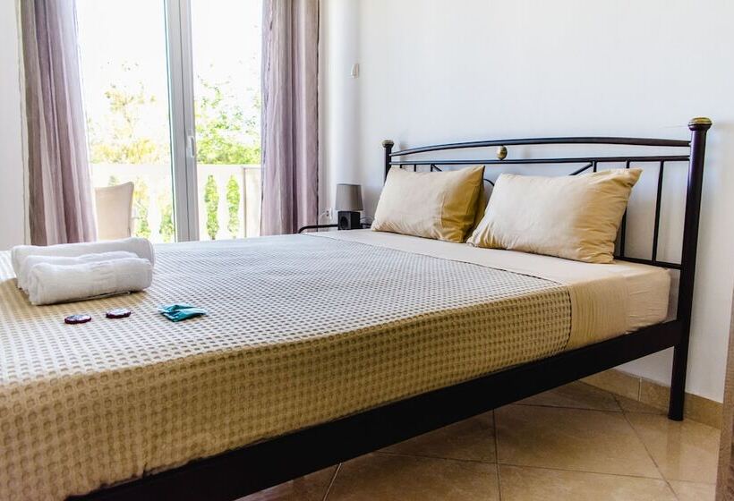 شقة غرفتين, Nikolakakis Rooms Lavrio