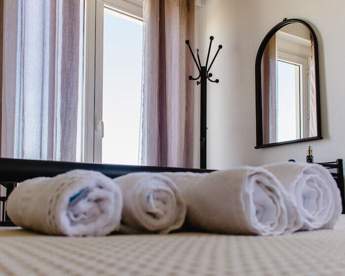 غرفة قياسية, Nikolakakis Rooms Lavrio