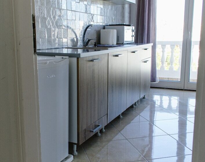 آپارتمان 2 خوابه, Nikolakakis Rooms Lavrio
