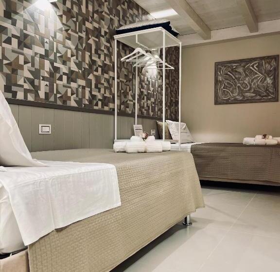 اتاق استاندارد, Residence Old Stories