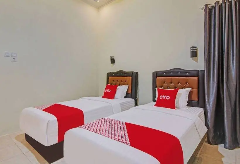 デラックスルーム, Capital O 90643 Suri Guest House Syariah