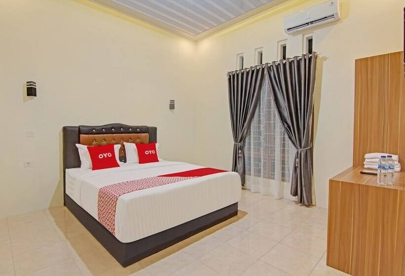 اتاق لوکس, Capital O 90643 Suri Guest House Syariah