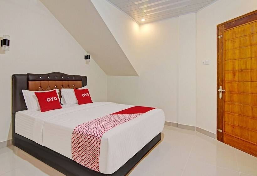 اتاق لوکس, Capital O 90643 Suri Guest House Syariah