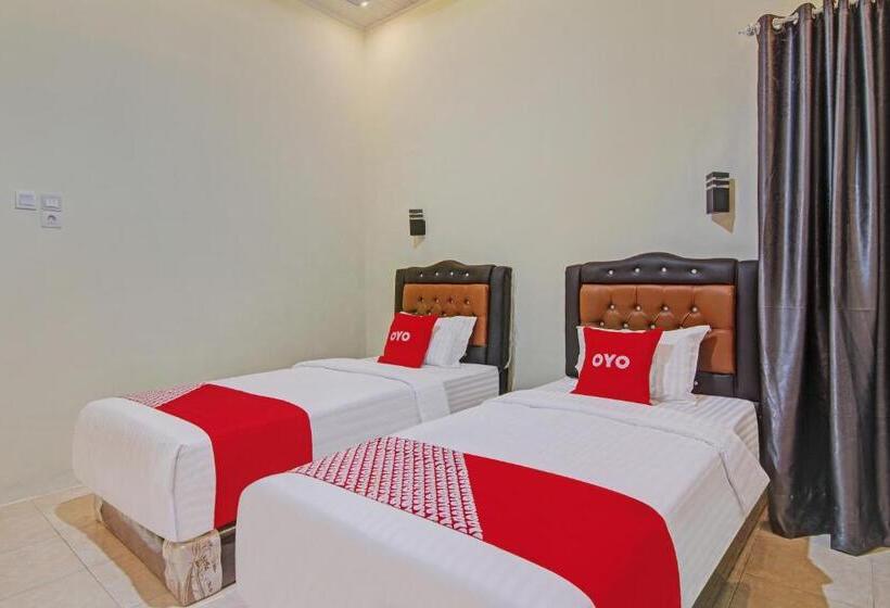 디럭스 룸, Capital O 90643 Suri Guest House Syariah