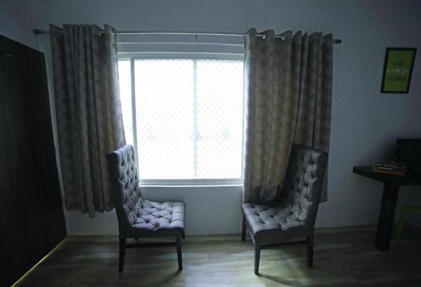 غرفة كلاسيكية ثلاثية, Oyo 82477 Drishyam