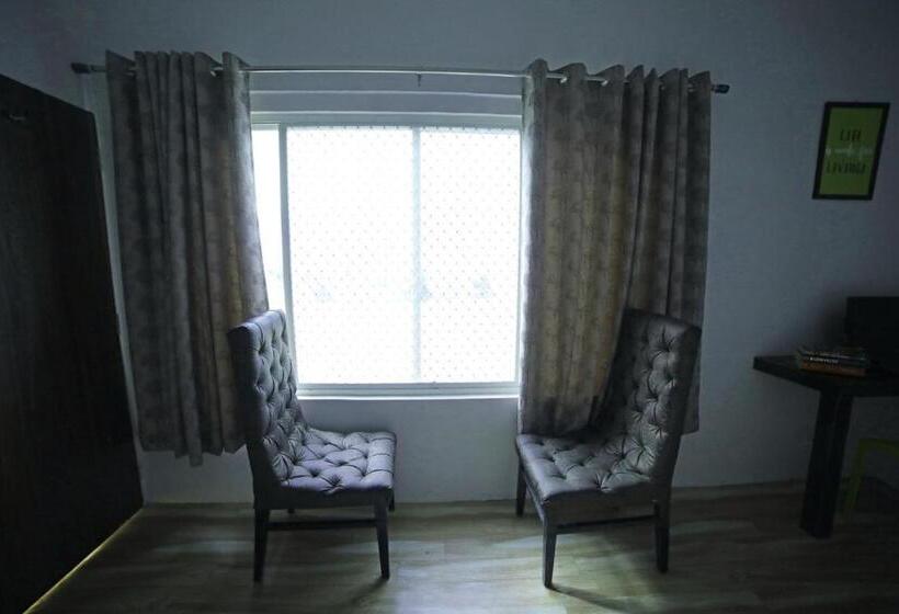 غرفة كلاسيكية ثلاثية, Oyo 82477 Drishyam