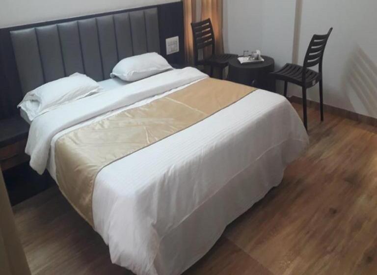 Standard Room, Shiv Sangram