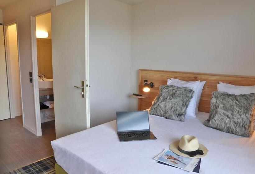 غرفة قياسية, Sowell Family La Lauziere